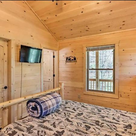 New Serene, Fun & Comfy Cabin- Covered Deck, Grill, Arcade Murphy Kültér fotó